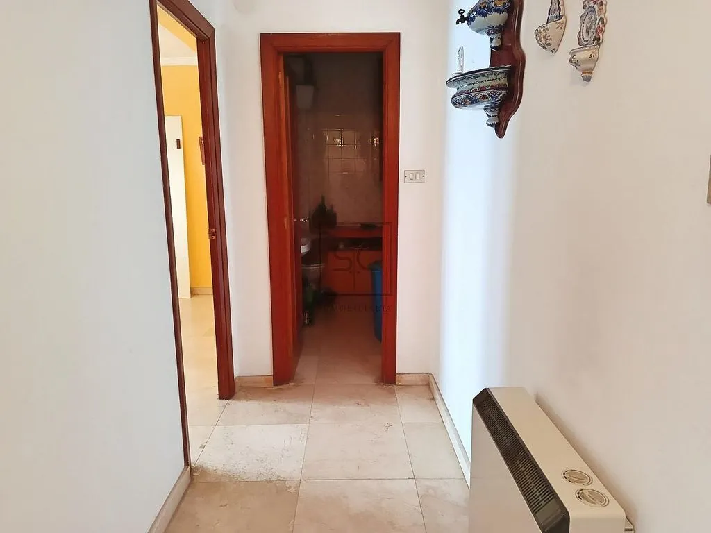 hallway_entrance