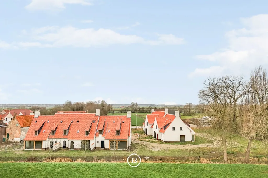 Vue aérienne - Nouvelle Construction de Coin avec Charme Paysager à Lapscheure