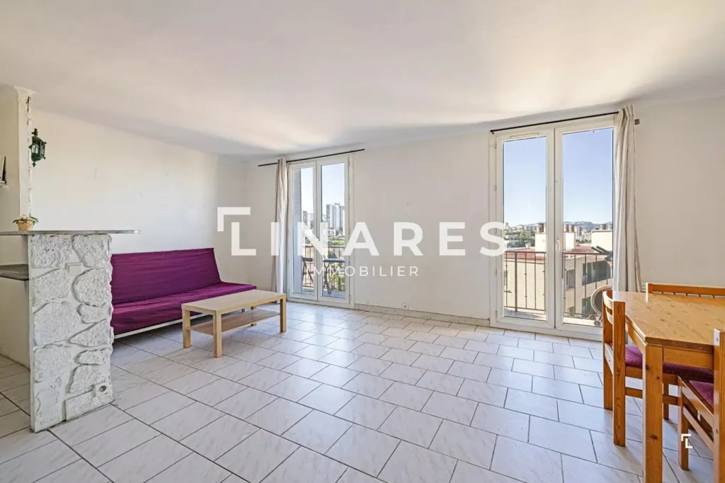 Elutuba - T2 Apartment with Balcony in Saint Just
