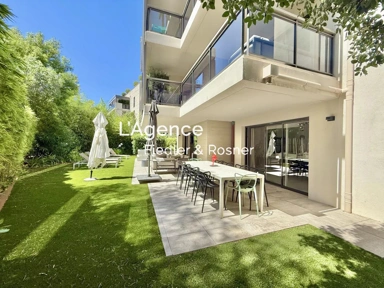 Terrasse - Appartement avec Jardin et Jacuzzi à Saint-Tropez