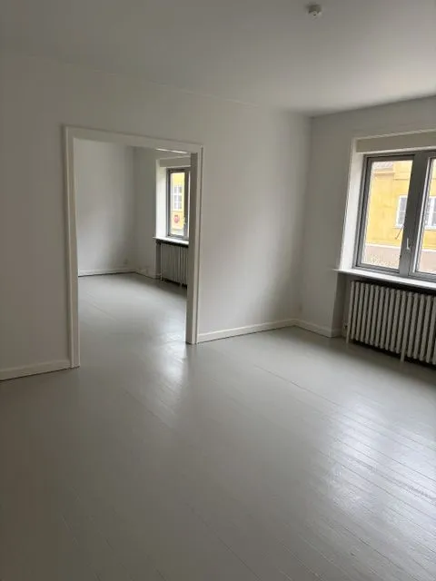 Toad - Bright Apartment with Garden Access in Town Centre