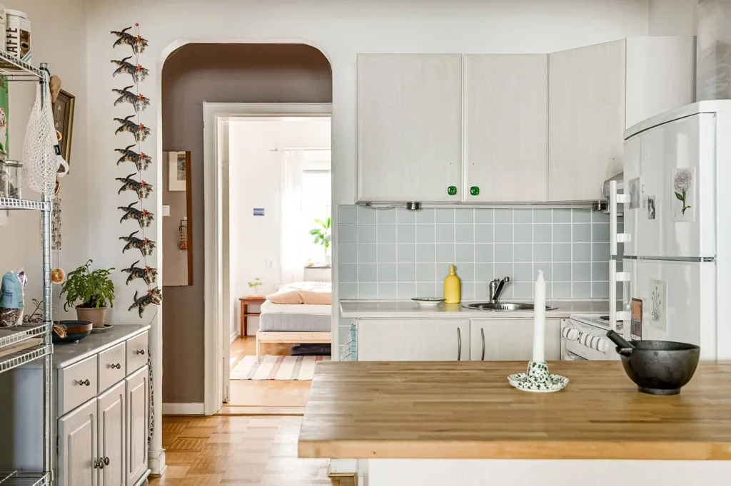 Cucina - Open-Plan 2-Bedroom with 1930s Charm in Malmö