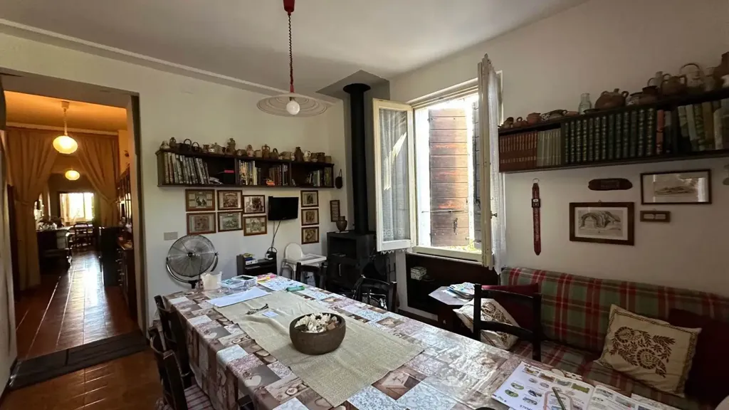 Salle à manger - Historic Villa with Garden in Ancona