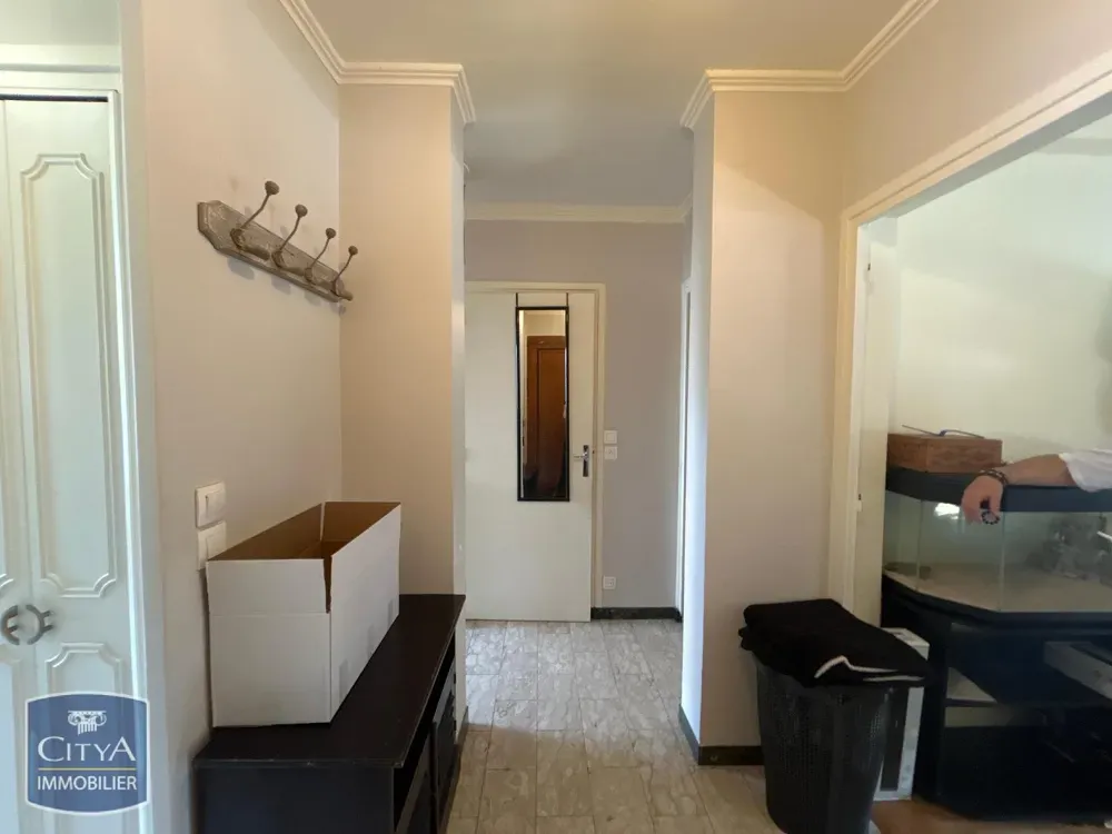 Entrée - Appartement 4 pièces avec balcon à Lyon