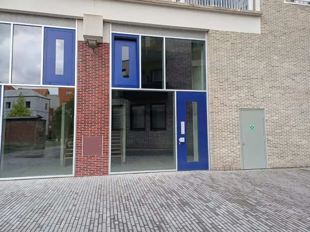 Extérieur - Local Commercial Neuf à Antwerpen