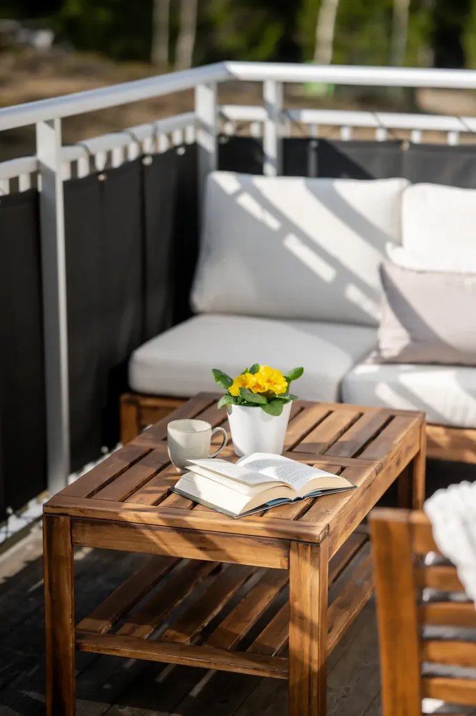 Terrasse - Corner Flat with Balcony in Lyckebo Sjöstad