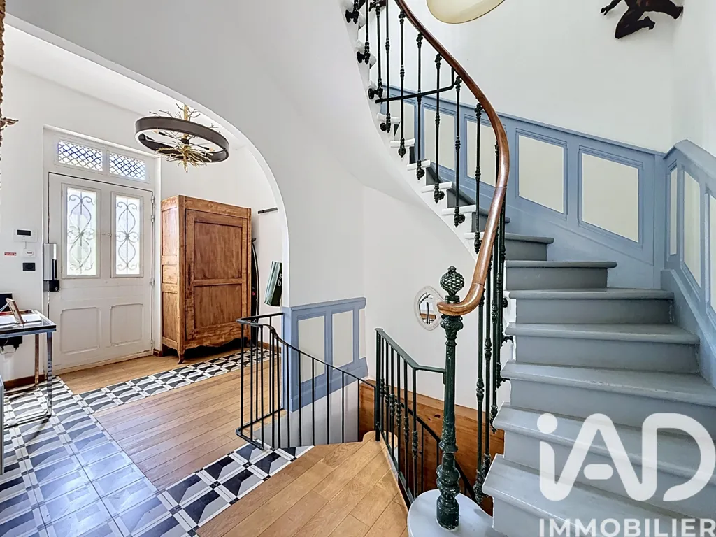 Entrée - Maison de Maître avec Terrain Piscinable à Béziers