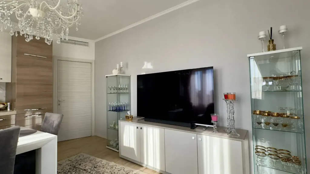 Séjour - Rear-Facing Apartment with Balcony in Cinisello Balsamo