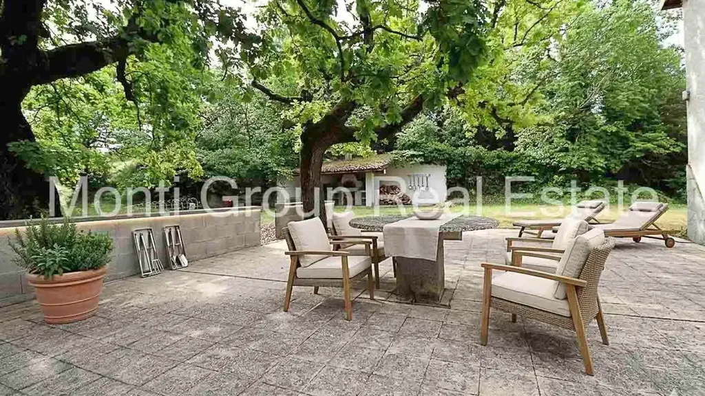 Terrasse - Rustic Farmhouse with Vineyard View in Strevi