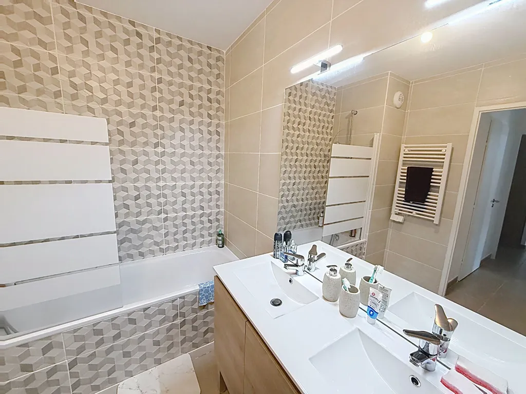 Vannitoad - Flat with Terrace in Les Angles