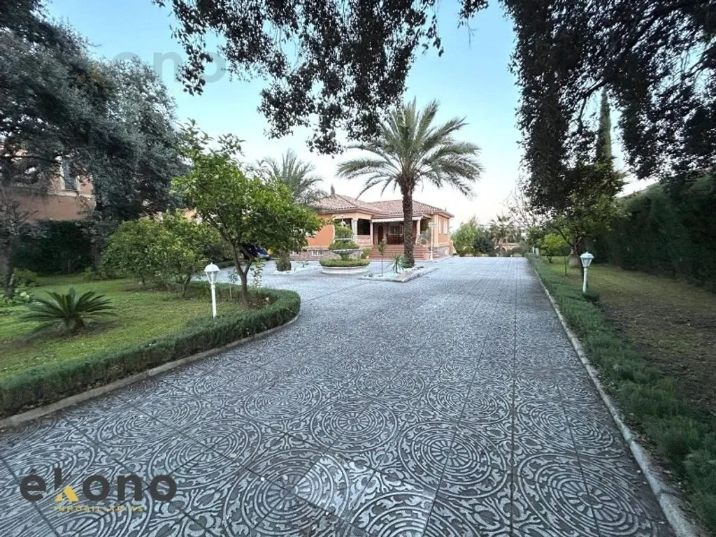 Välivaade - 7-Bedroom House with Pool in Cordova