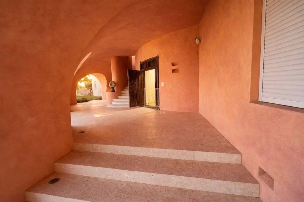 Toad - Architectural Villa with Sea Views in L'Olla, Altea