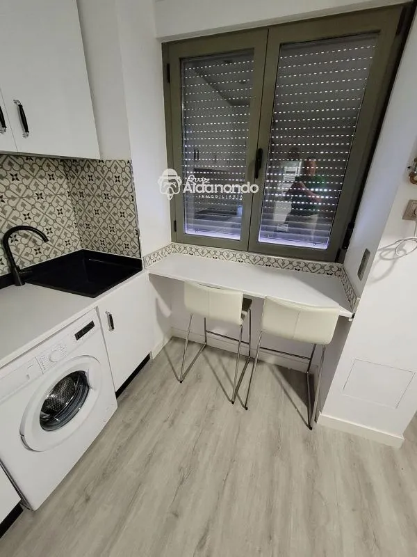 Cuisine - Modern Studio with Air Conditioning in Salamanca