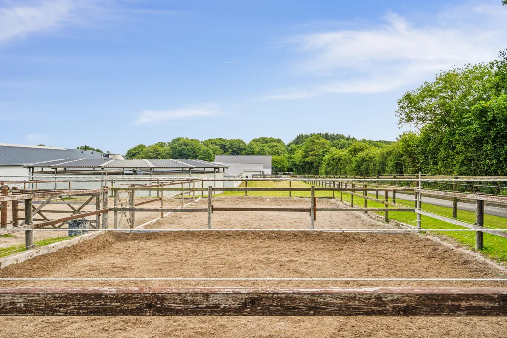 Jardin - Equestrian Estate with Spa in Vinding