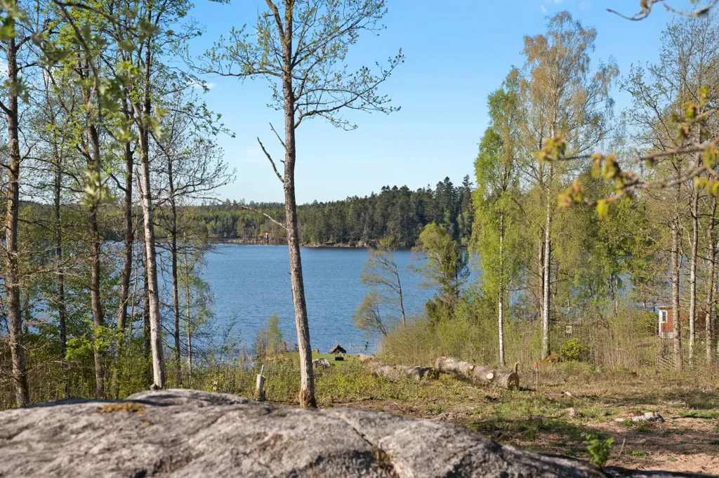 Jardin - Charming Cottage with Lake View in Sämsholm