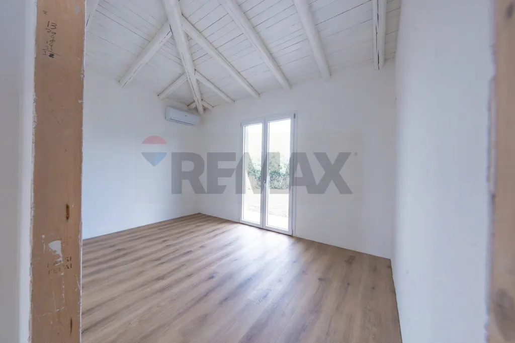 Pièces - Contemporary Villa with Private Pool in Rosolina