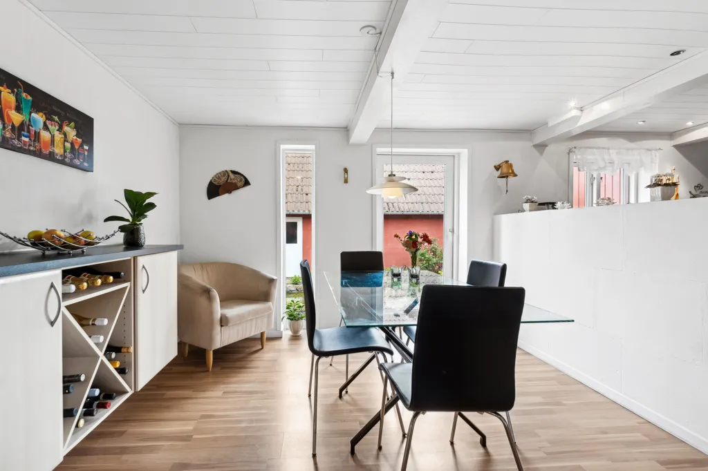 Söögituba - Historic Villa with Garden in Rudkøbing