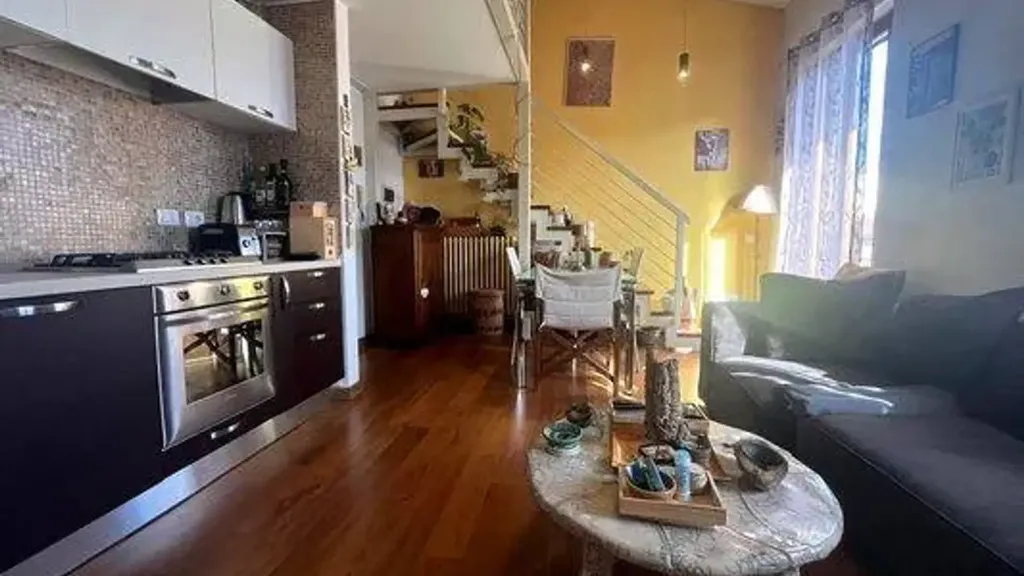 Séjour - Modernised Bilocale with Balcony in Florence
