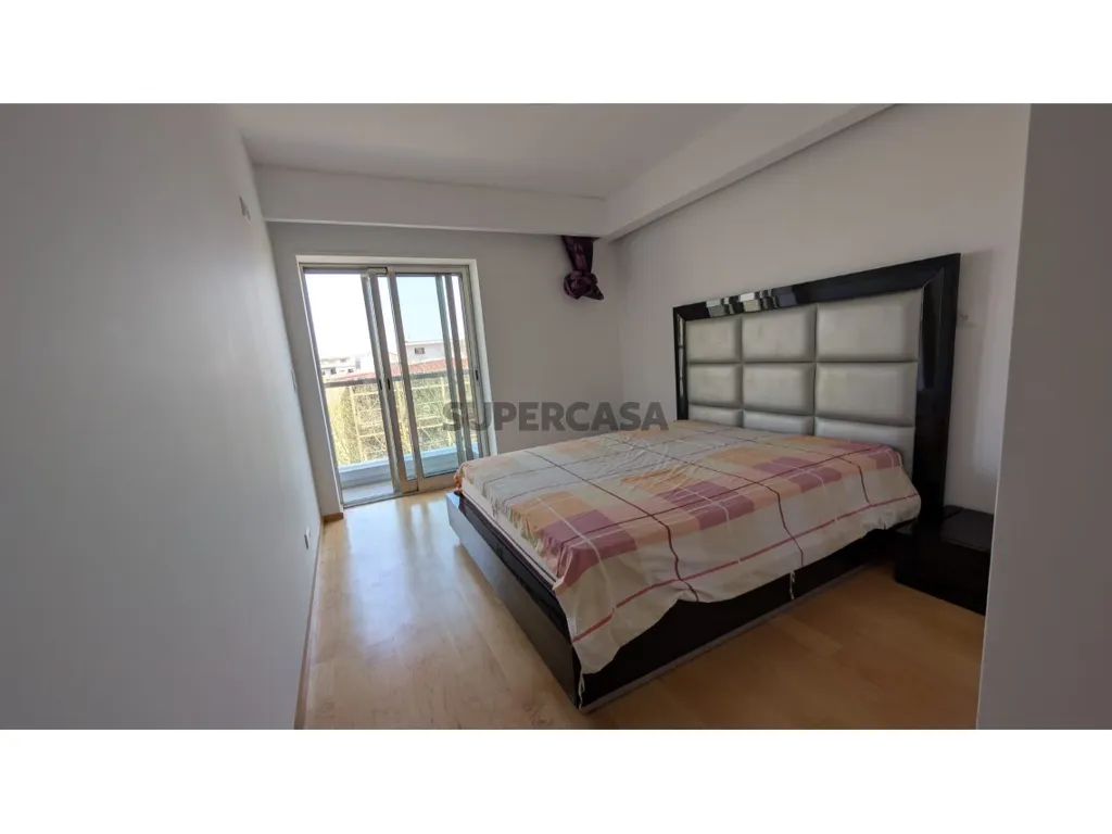 Chambres - Apartment with River View in Vila Nova de Gaia