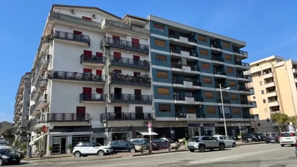 Extérieur - Spacious Apartment with Dual Entrance in Rende