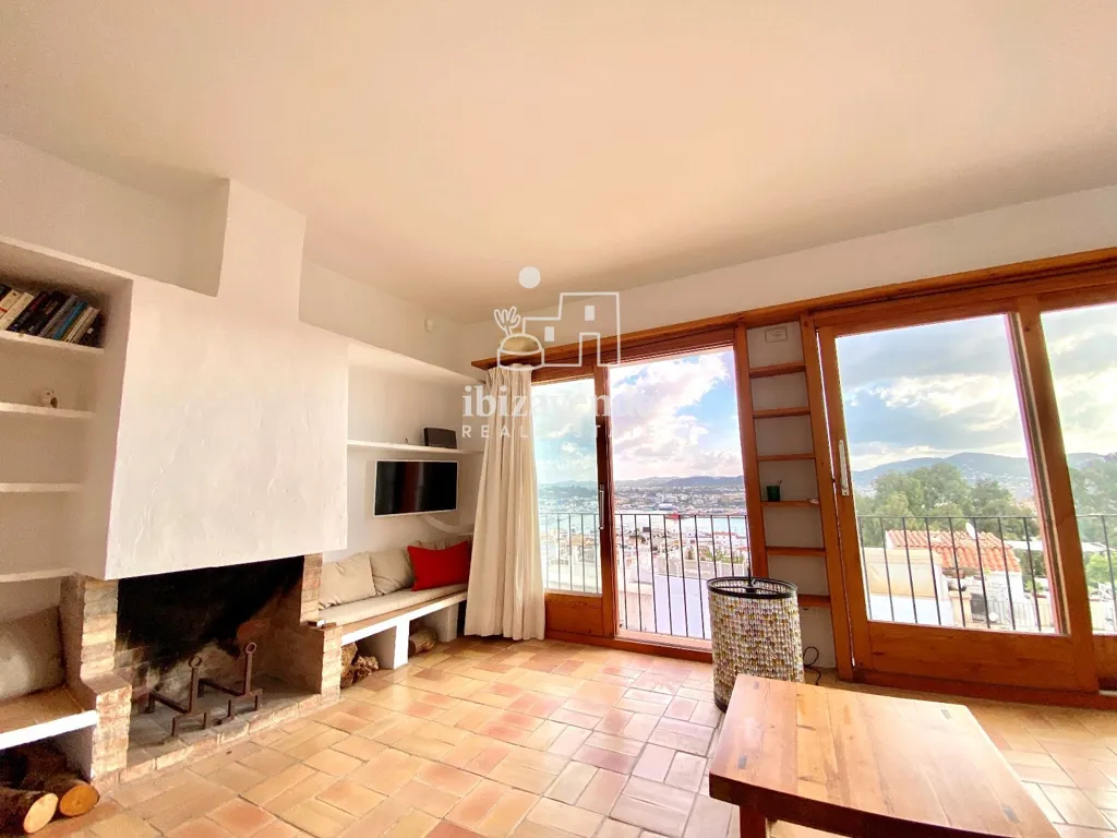 Elutuba - Penthouse with Sea Views in Dalt Vila