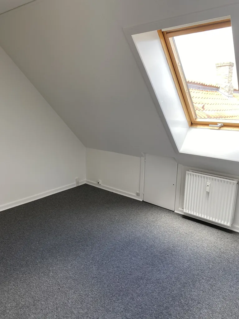Rooms - Refurbished Apartment with Harbour View in Strandgade