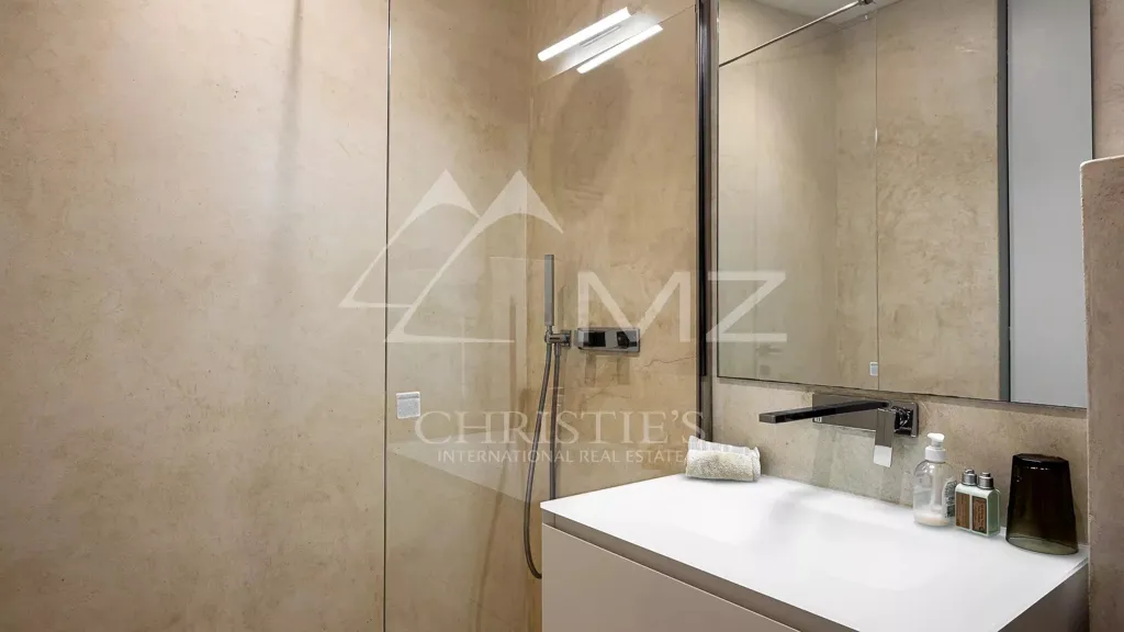Salles de bain - Villa Moderne avec Vue Mer près de Monaco