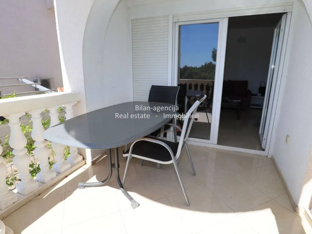 Terrass - Two-Floor Apartments with Garden in Vodice