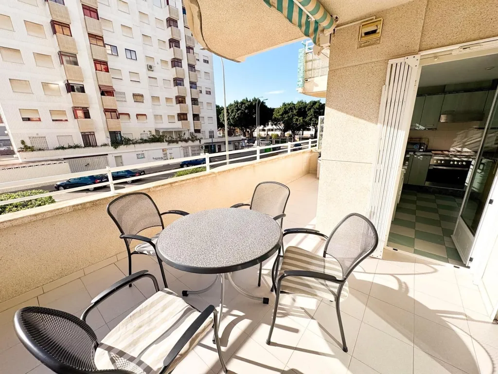 Rõdu - Luxury Apartment with Pool in Gandia
