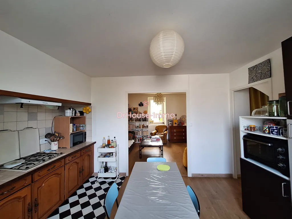 Cuisine - Maison de 5 Pièces avec Jardin à Sanilhac