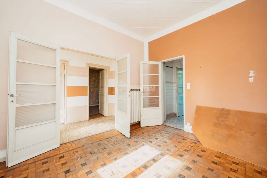 Toad - Two-Bedroom House with Garden in Vigevano Centre