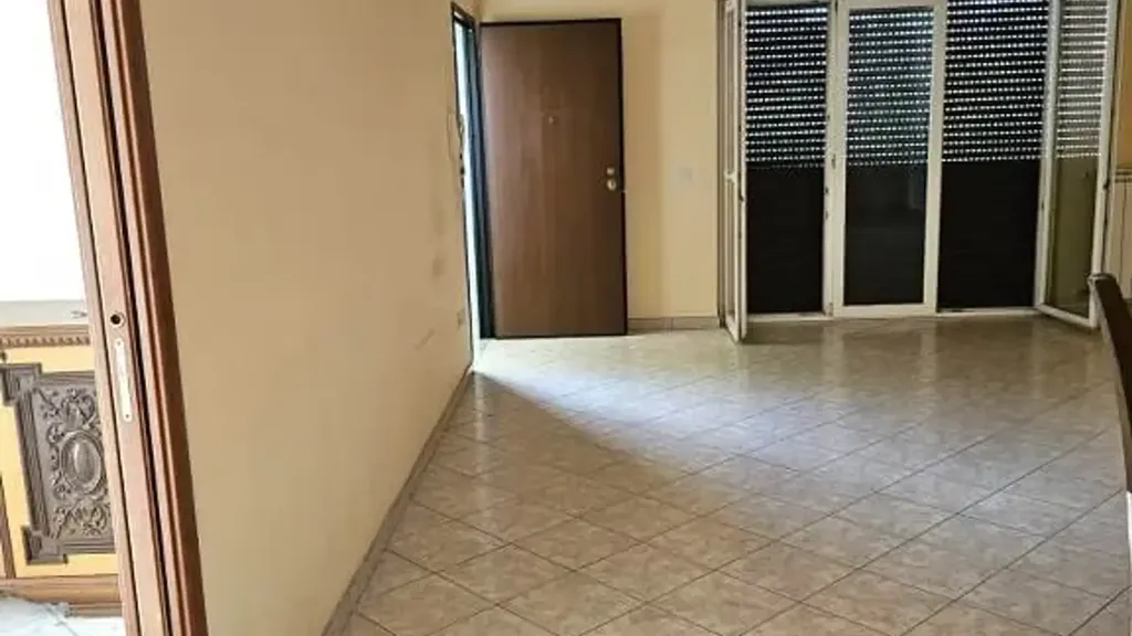 hallway_entrance
