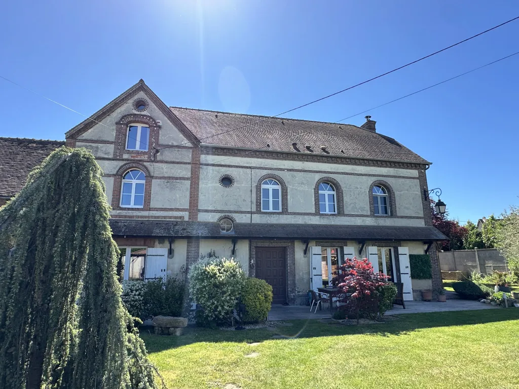 Välivaade - Charming 8-Piece House with Garden in Croth