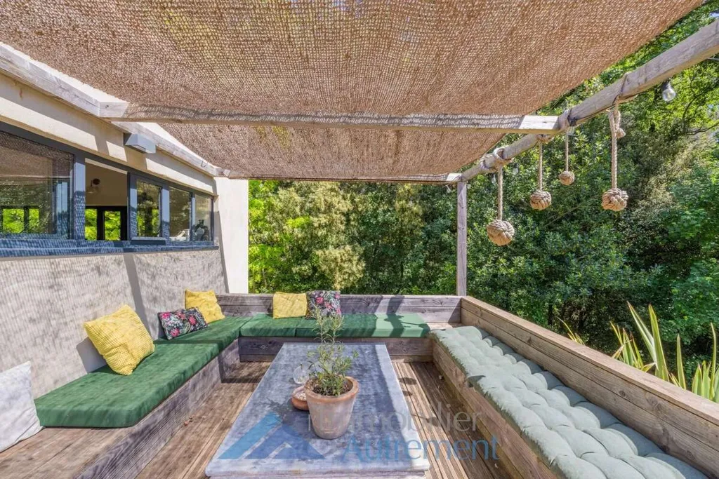 Terrass - Charming Property with Pool in Puyricard