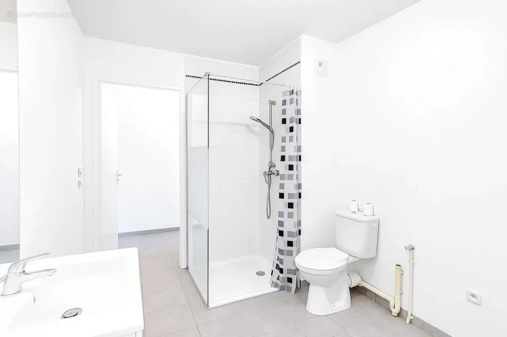 Vannitoad - Studio with Balcony in Royan Centre
