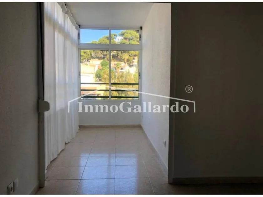 Ingresso - Spacious Apartment with Terrace in Málaga Centre