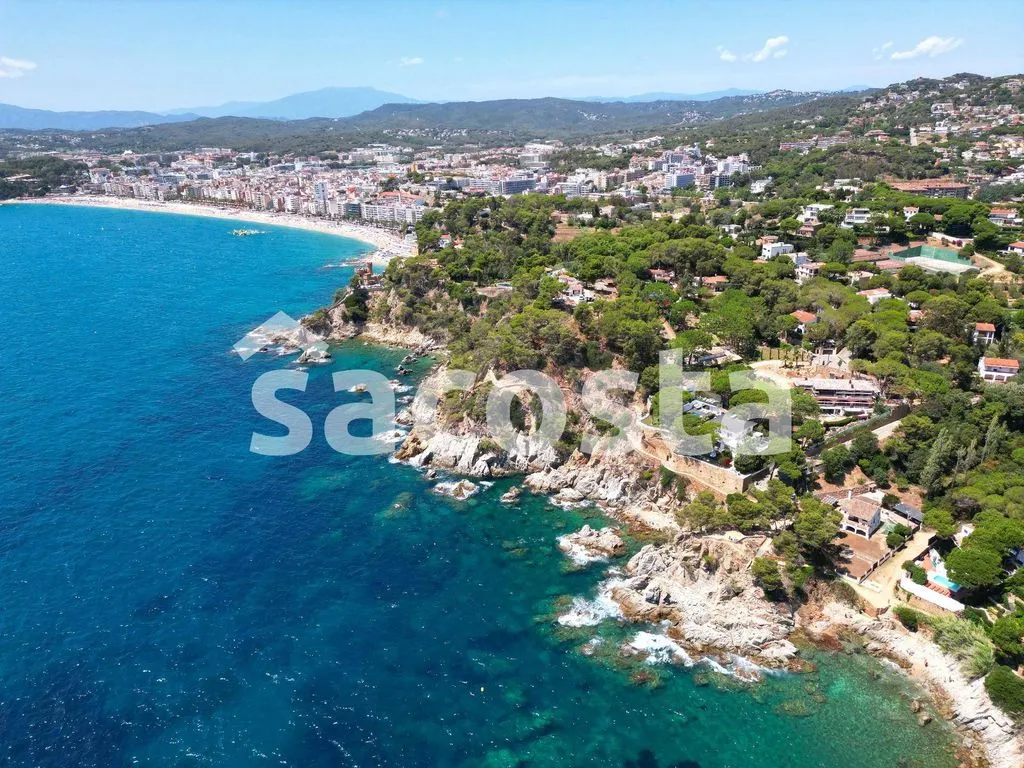 Õhuvaade - Development Land with Sea View in Lloret de Mar