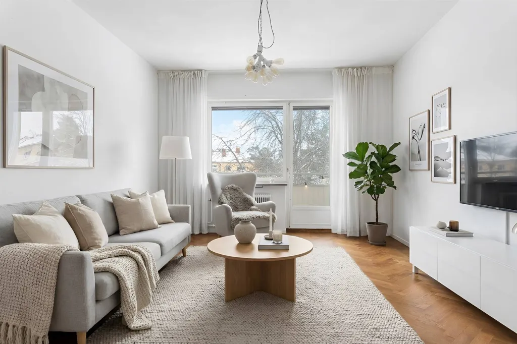 Séjour - 2-Bedroom Apartment with Two Balconies in Bromma