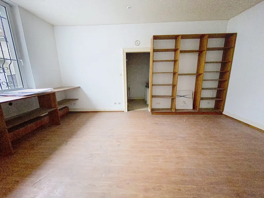 Pièces - Appartement 5 Pièces avec Dépendances à Wolfisheim