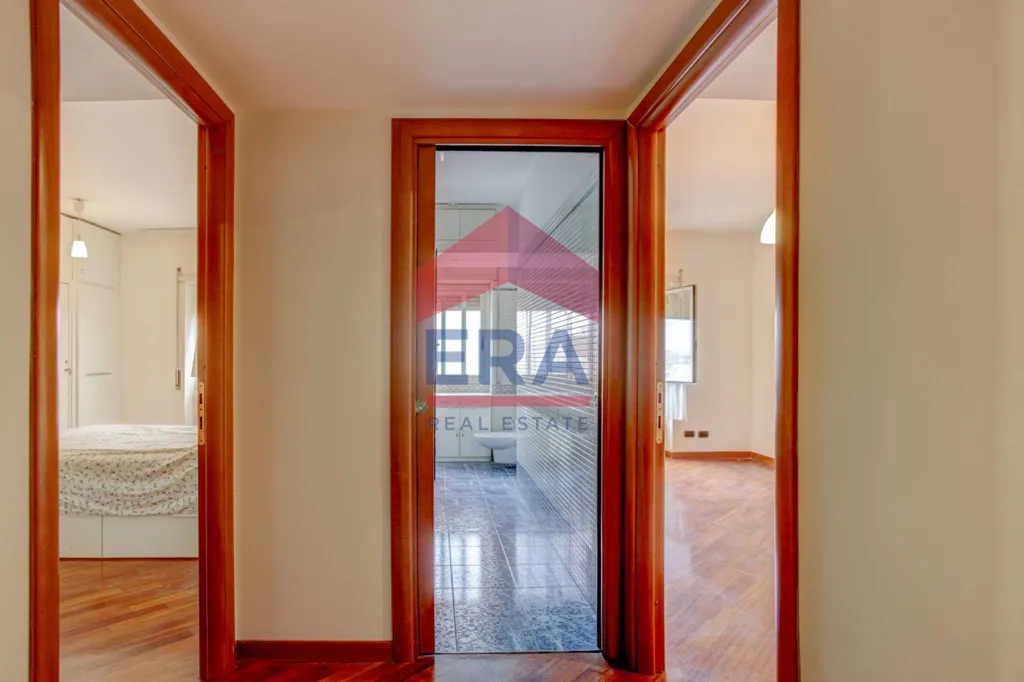 Entrée - Luxury Apartment with Balcony in Rome