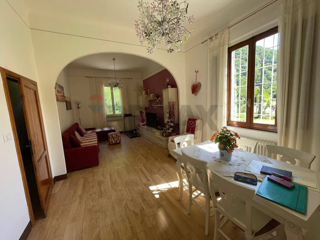 Salle à manger - Villa with Garden in Bagni di Lucca