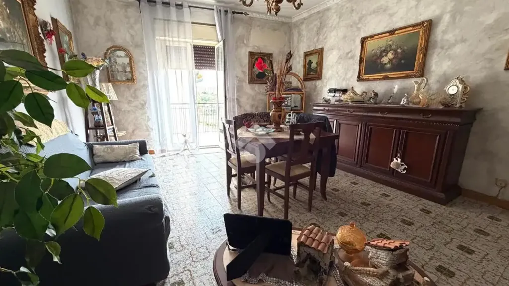 Söögituba - Two-Bedroom Apartment with Balcony in Palermo