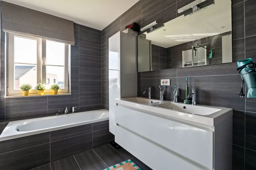Vannitoad - Contemporary House with Pool in Ranst