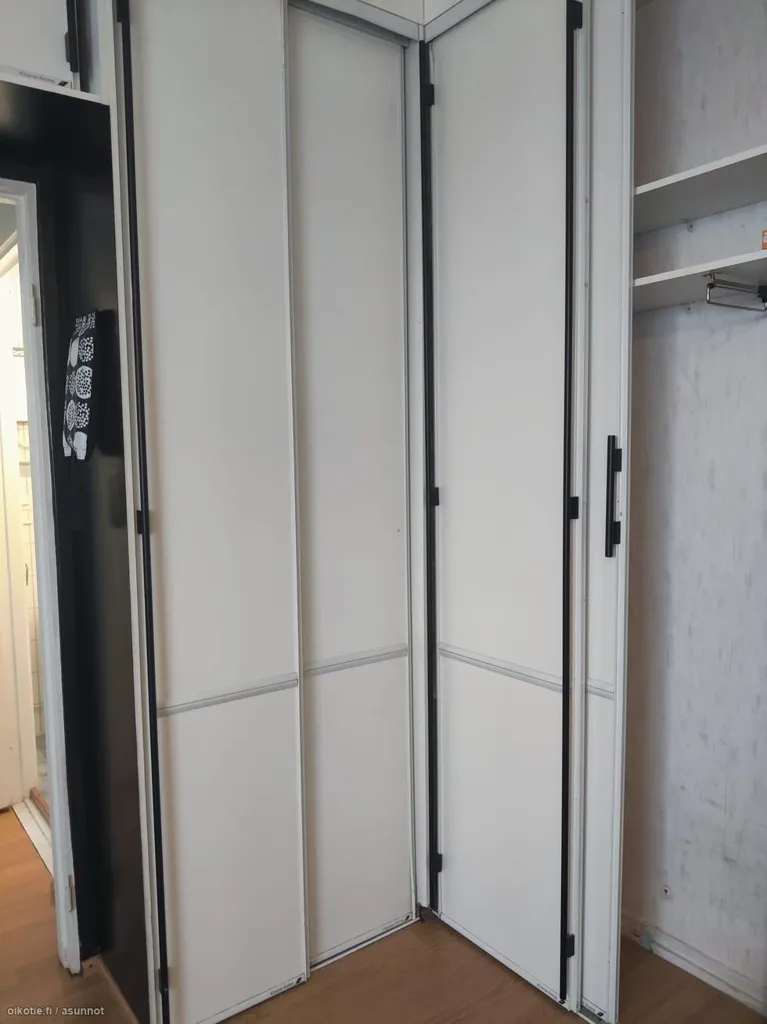 Habitaciones - Apartment with Balcony in Lahti Centre