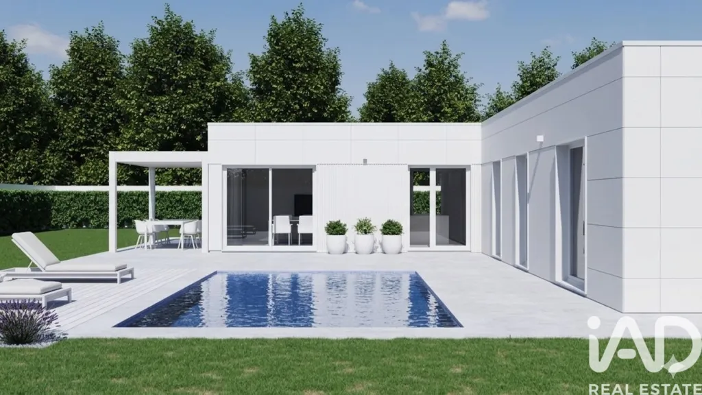Contemporary Flat with Pool in Bigues i Riells