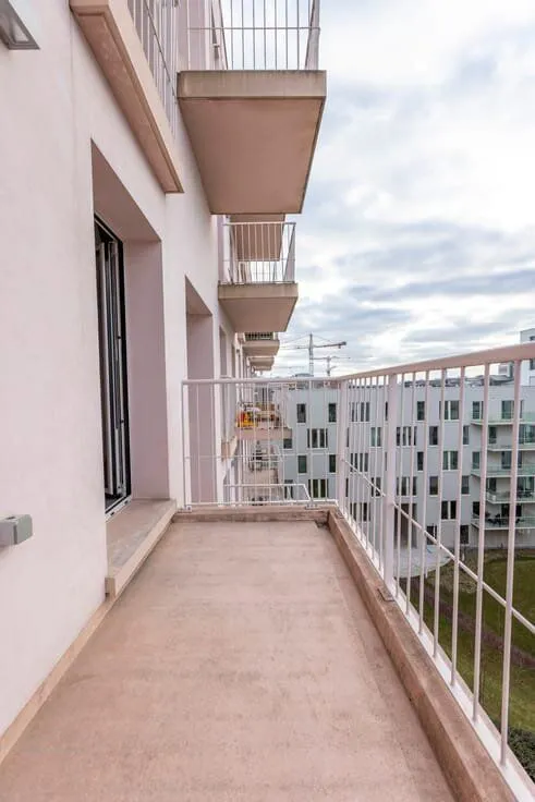 Balcon - Appartement avec Vue sur le Canal à Bruxelles