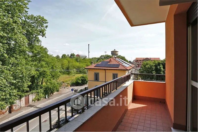 Balcone - Monolocale con balcone nel centro di Castellanza