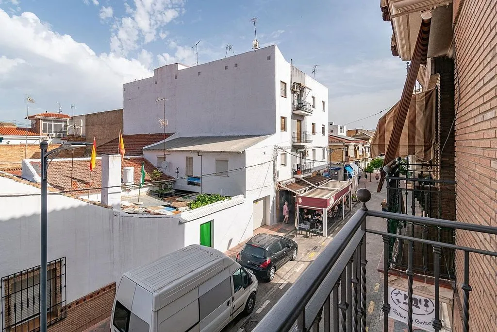 Balcon - Modern Apartment with Balcony in Armilla