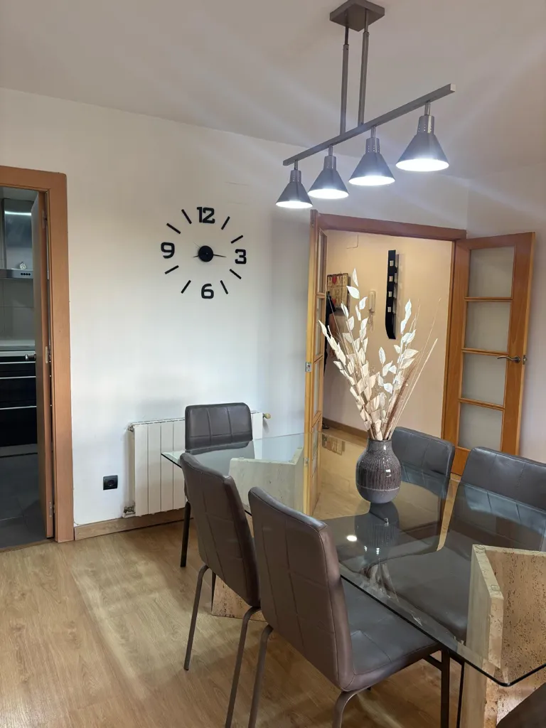 Salle à manger - Reformed Apartment with Balcony in Gavà Centre
