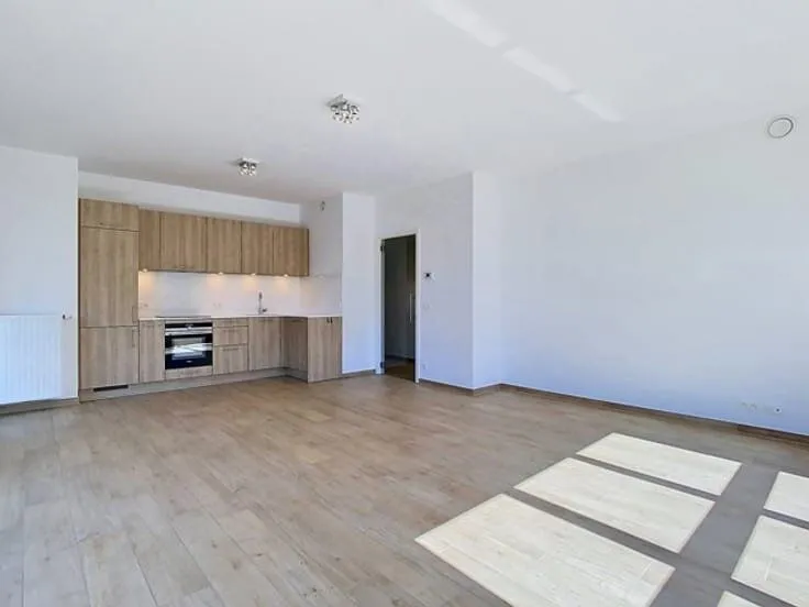 Elutuba - Modern Flat with Terrace in Central Location